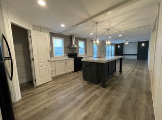 226 McAuliffe Dr #226, Flushing, MI 48433