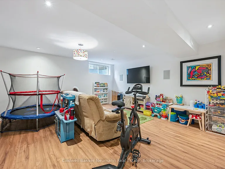 165 Terraview Cres #2 — Photo 27
