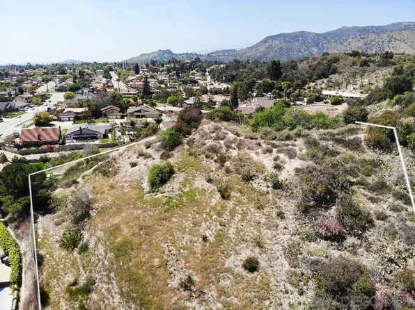 16 Esperanza Dr #16, La Verne, CA 91750