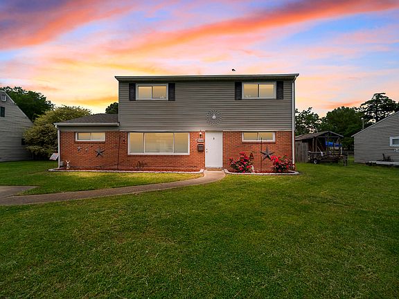 4th image of 1930 Meadow Lake Ct