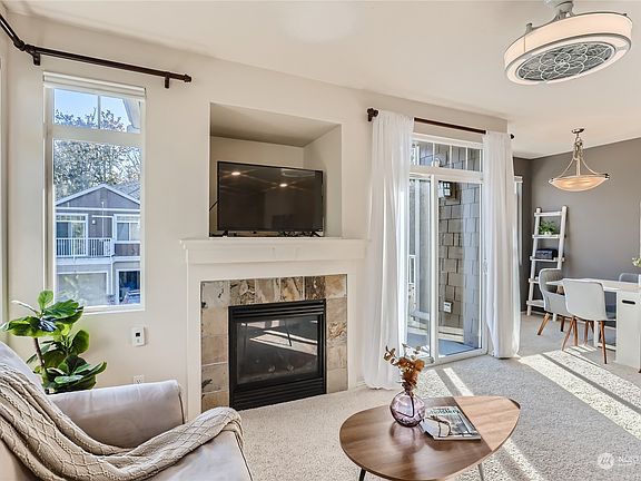 5th image of 706 241st Ln SE #6