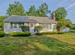 109 Westwood Dr, Westfield, MA 01085