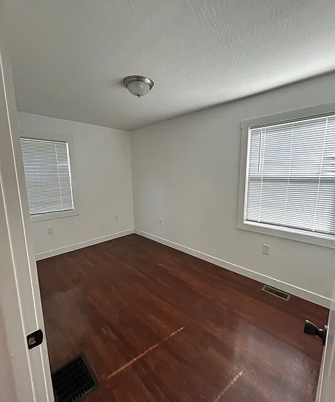 1485 Walsh Ave — Photo 2