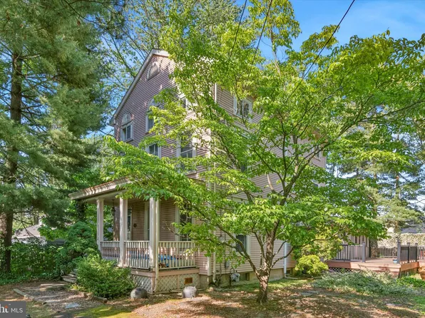 127 N Bellevue Ave, Langhorne, PA 19047