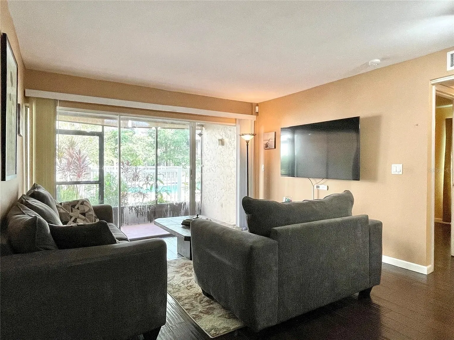 1 bed, 710 sqft, $1,500 — Photo 4