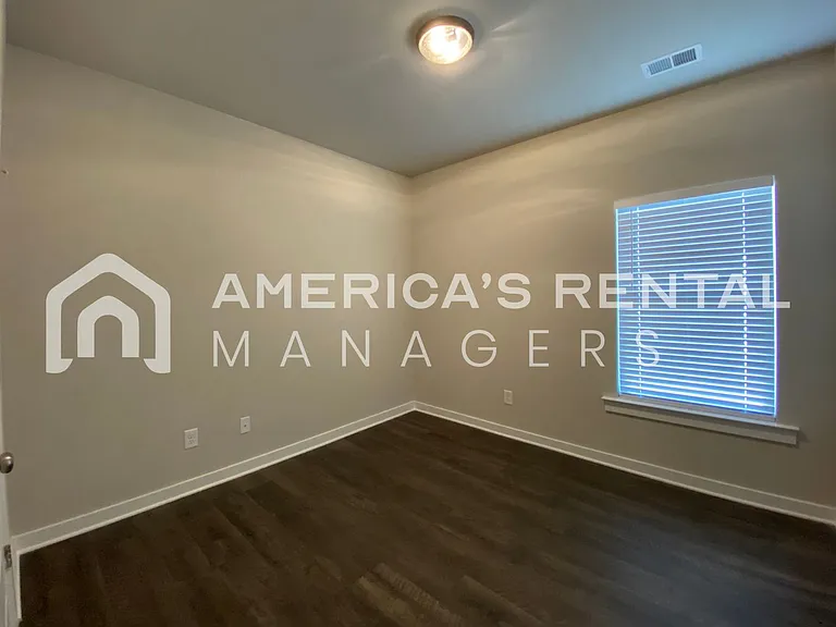 460 Ridge View Cir — Photo 23