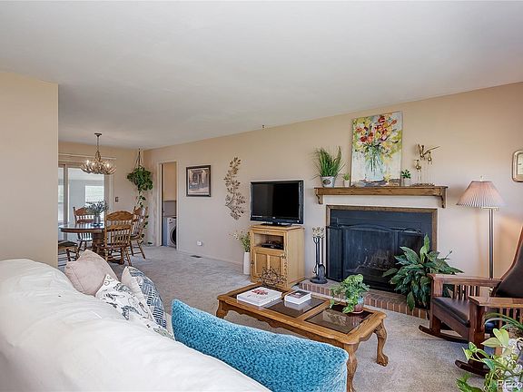 3rd image of 824 Ponderosa Ln