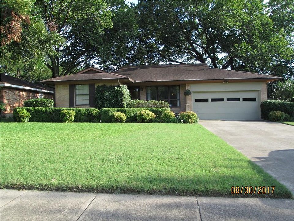 1st image of 514 Summit Dr