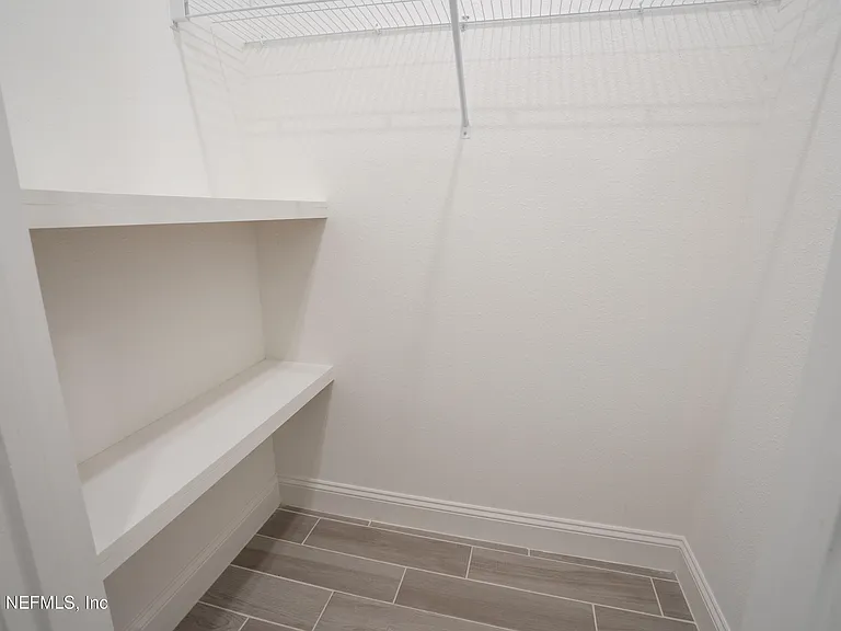 260 Oaklawn Ct — Photo 20