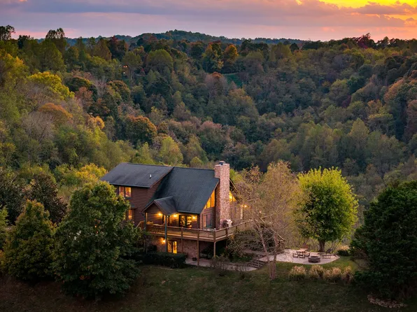 5319 Coconut Ridge Rd, Smithville, TN 37166