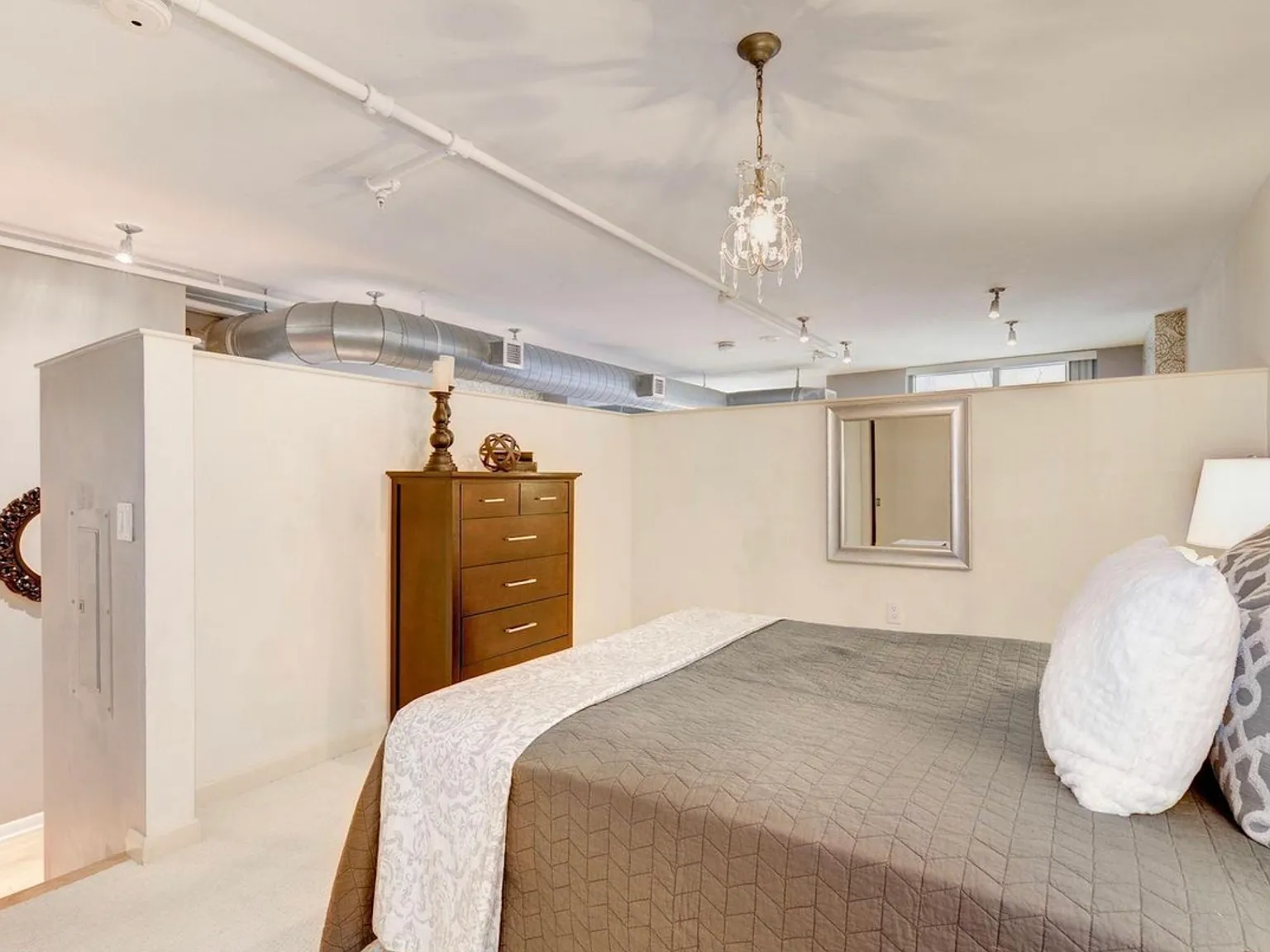 1 bed, 760 sqft, $2,500 — Photo 3