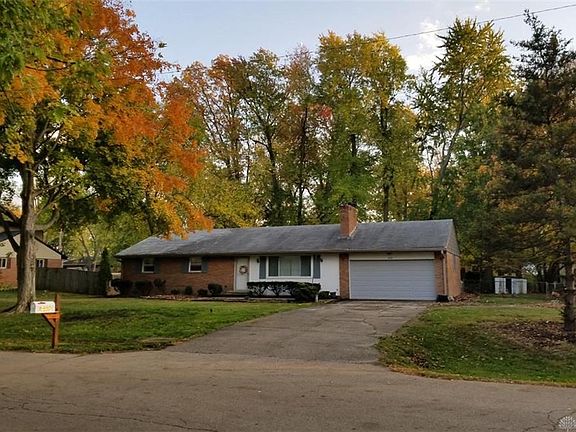2nd image of 2829 La Cresta Dr