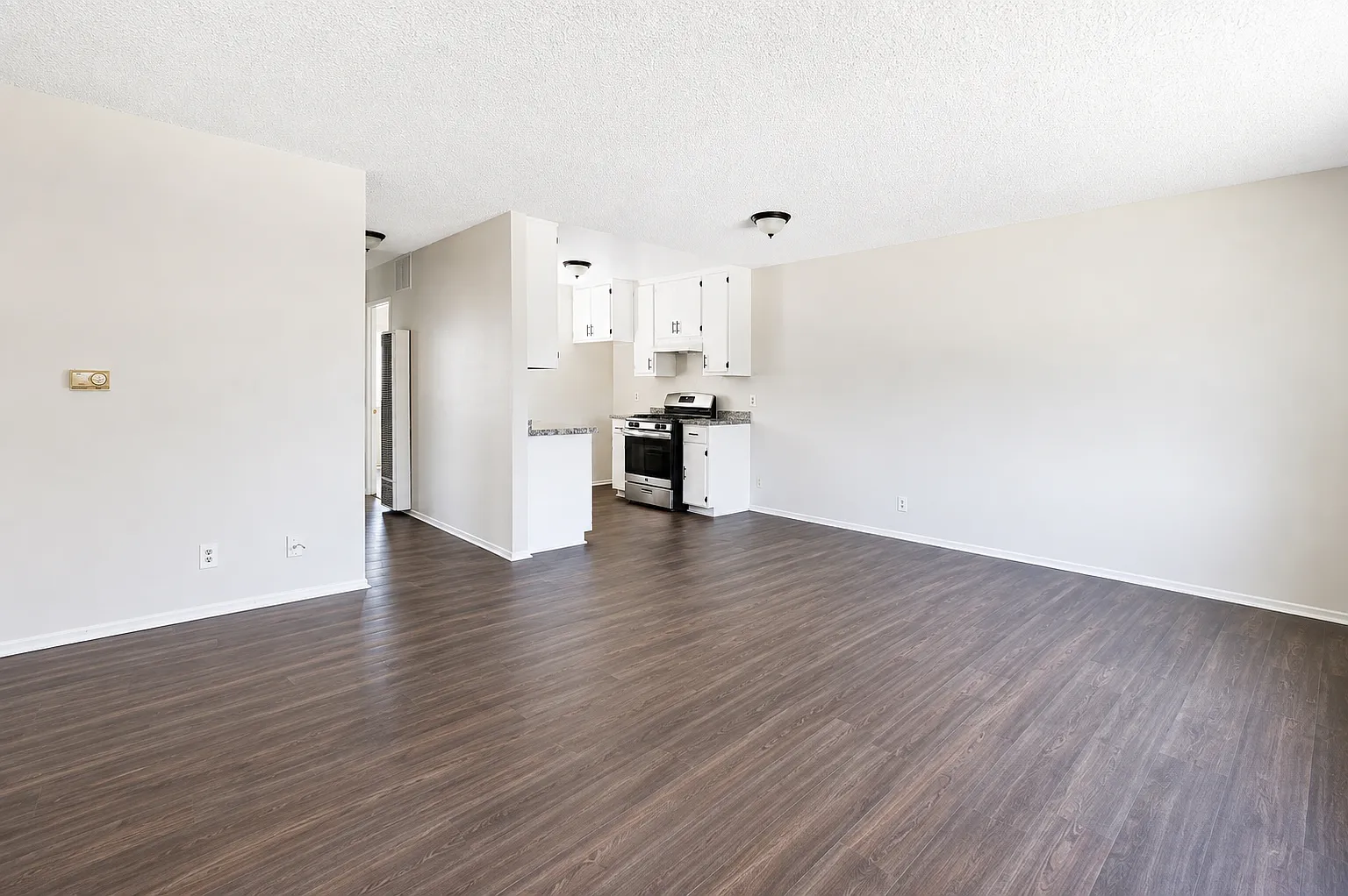 2 bed, 660 sqft, $2,195 — Photo 4