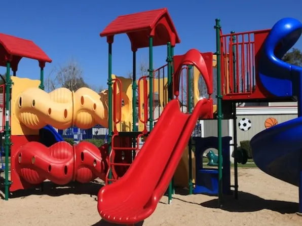 AMBERWOOD APARTMENTS