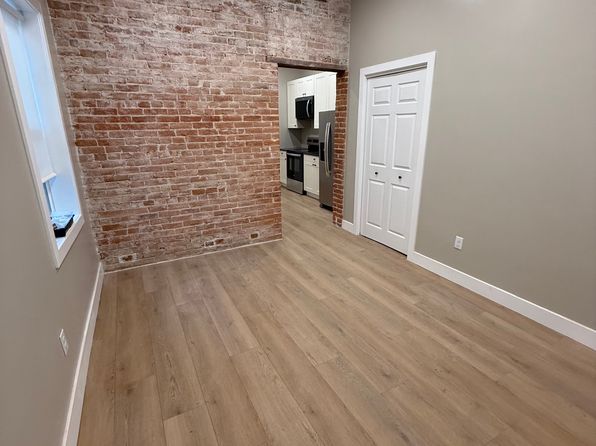 230 Good Hope St APT 2