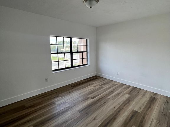 4th image of 2762 NW 197th Ter