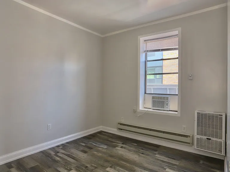 4901 Murphy Pl #7 — Photo 5