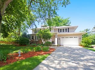 4614 Elm St, Downers Grove, IL 60515