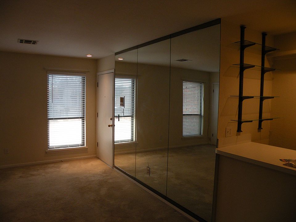2nd image of 1029 NW 46th St APT 4