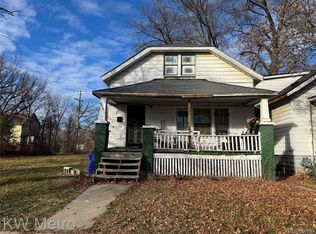2010 Geneva St, Highland Park, MI 48203