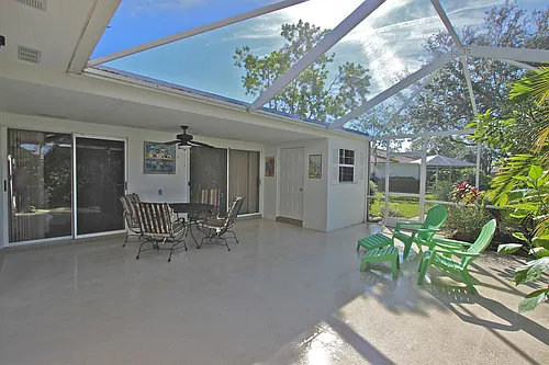 10201 Chapman Oak Ct Photo 1