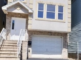 321 S Park St #2, Elizabethport, NJ 07206