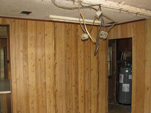 5th image of 6484 Wilmar Ave
