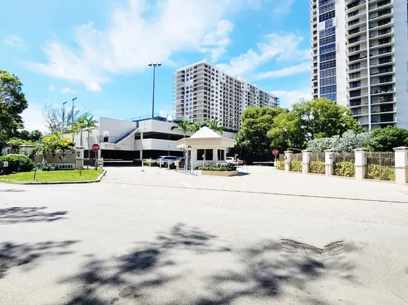 18151 NE 31st Ct APT 906, Aventura, FL 33160