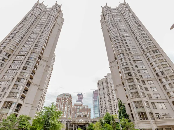 3880 Duke Of York Blvd #2302, Mississauga, ON L5B 4M7