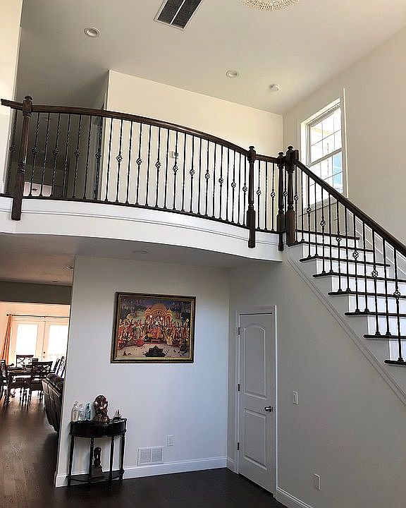 1st image of 37 Woodbrooke Dr