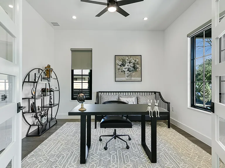 2506 Southland Dr — Photo 5