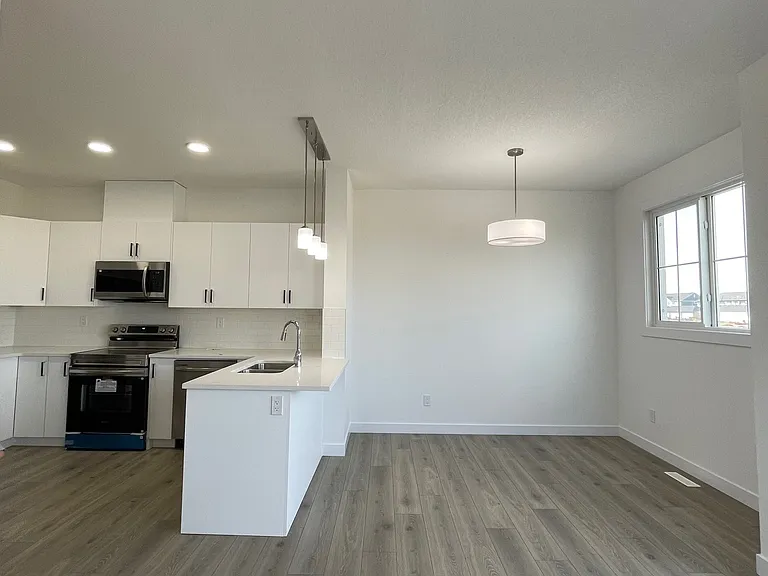 7110 Keswick Dr SW — Photo 24