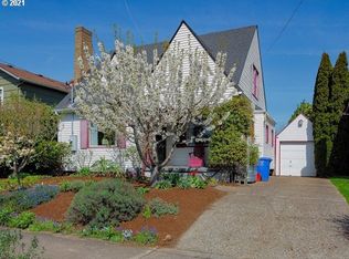 1329 NE Ainsworth St, Portland, OR 97211