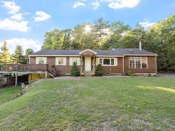 1249 Richardson Rd, Ashby, MA 01431