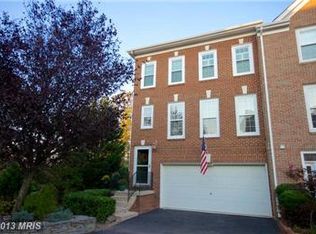 25200 Dunvegan Sq, Chantilly, VA 20152