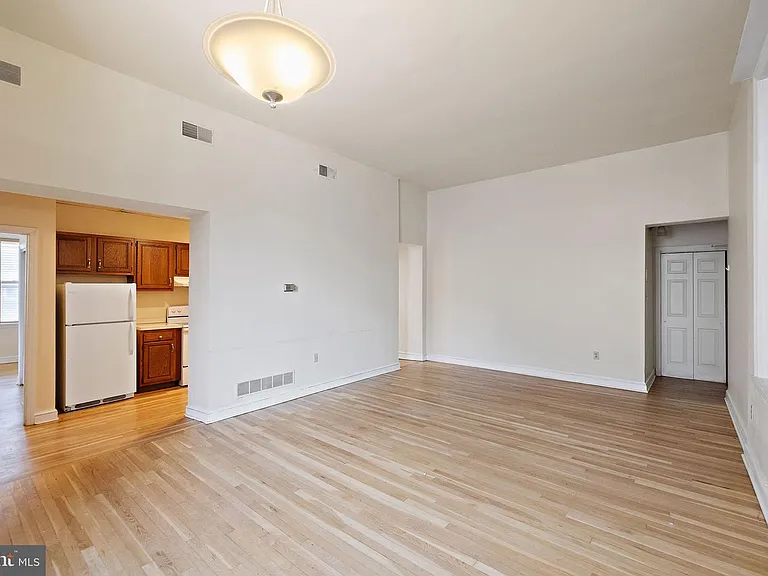 1401 State St #1R — Photo 4