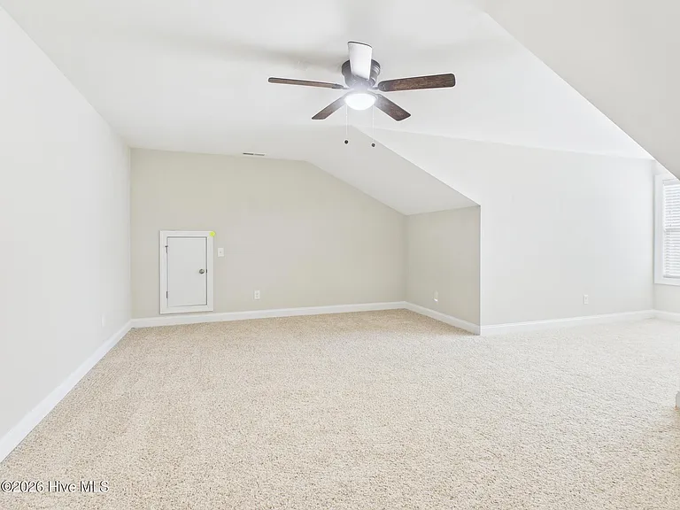316 Pine Laurel Dr — Photo 32