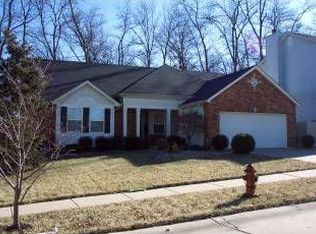 18 Forest Haven Ct, O'Fallon, MO 63368