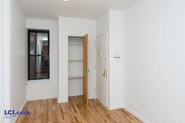 Rented by LC Lemle Real Estate Group | media 9