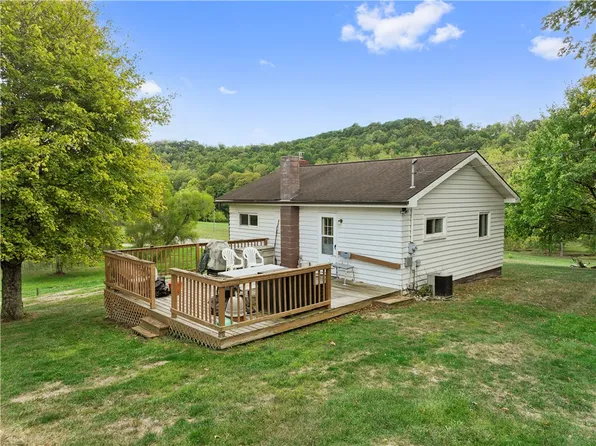 499 Old Post Rd, Prosperity, PA 15329