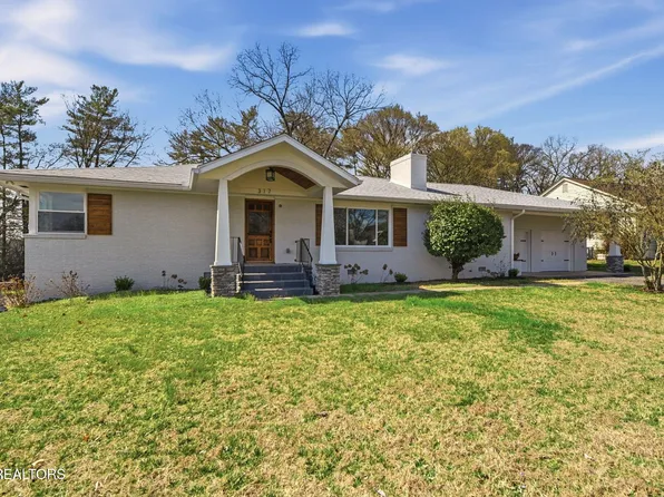 317 Macedonia Ln, Knoxville, TN 37914