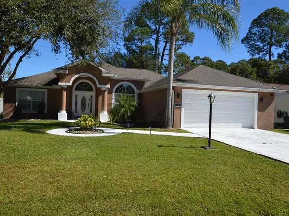 18 Bradmore Ln, Palm Coast, FL 32137