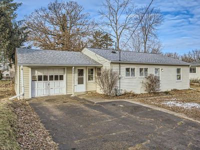 405 Warner Ave S, Willernie, MN, 55090