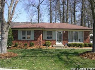 8223 Candleglow Ln, Louisville, KY 40214