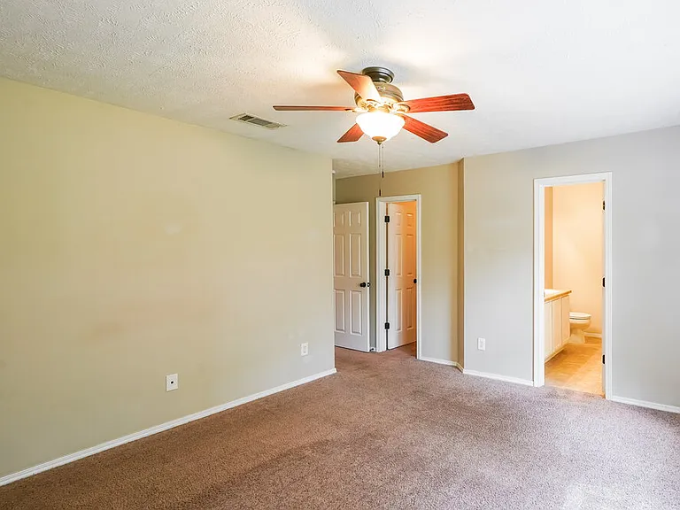 5221 Sunsail Dr — Photo 9