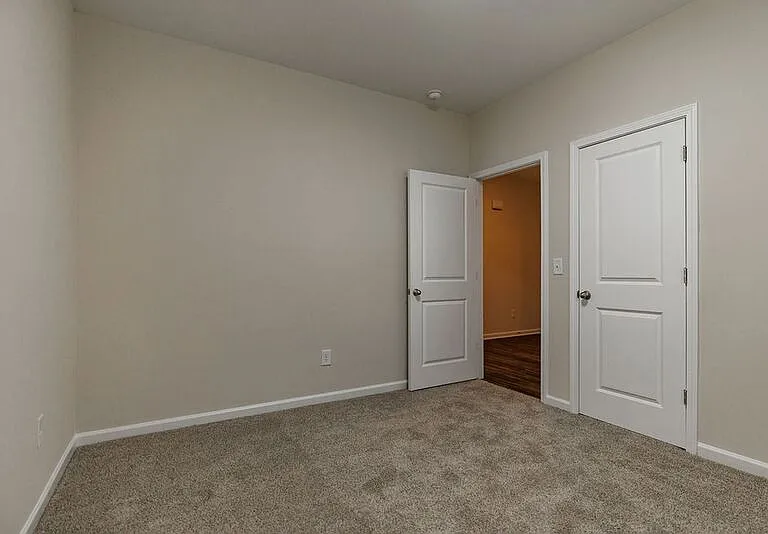 80 Forray Dr — Photo 8
