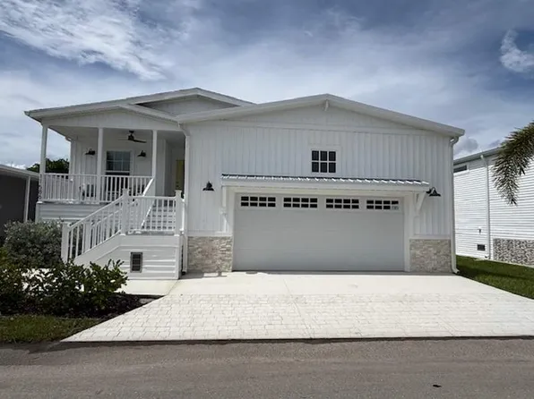 11586 Palm Dr, Fort Myers, FL 33908