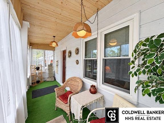 5th image of 2141 S 35th Ave