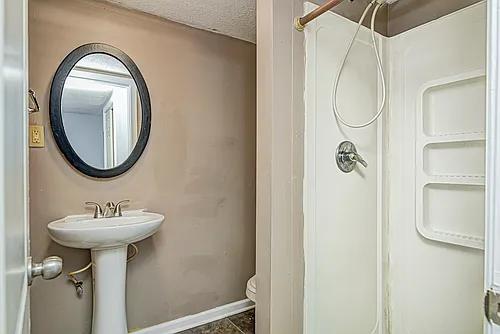 3232 S Emerson Ave #5 Photo 1