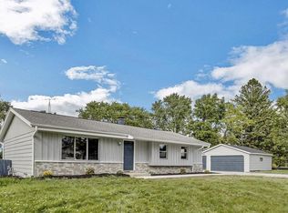 2810 Arrowhead St, Racine, WI 53402